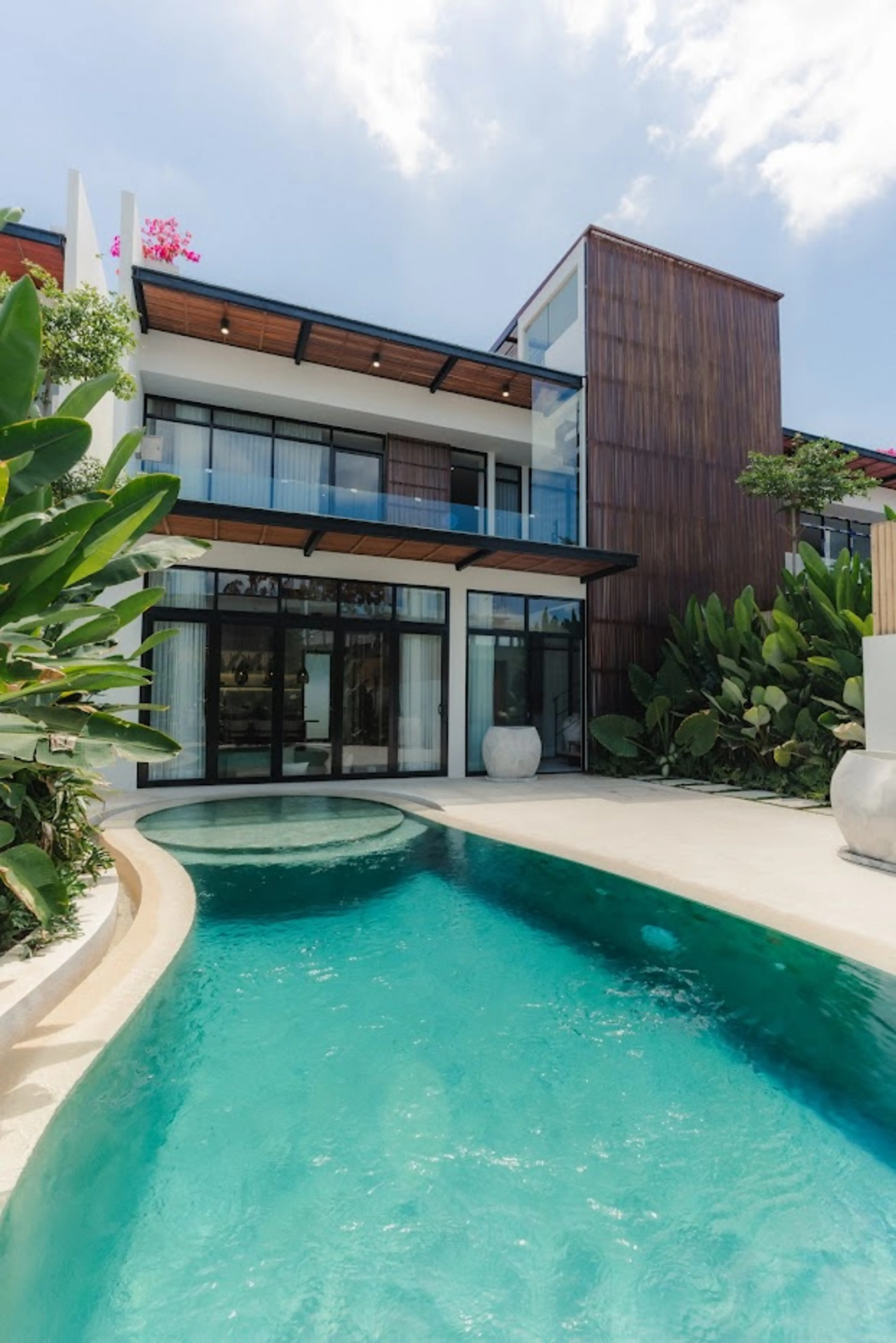 villa in Batu Bolong, Canggu, Bali — thumbnail 3