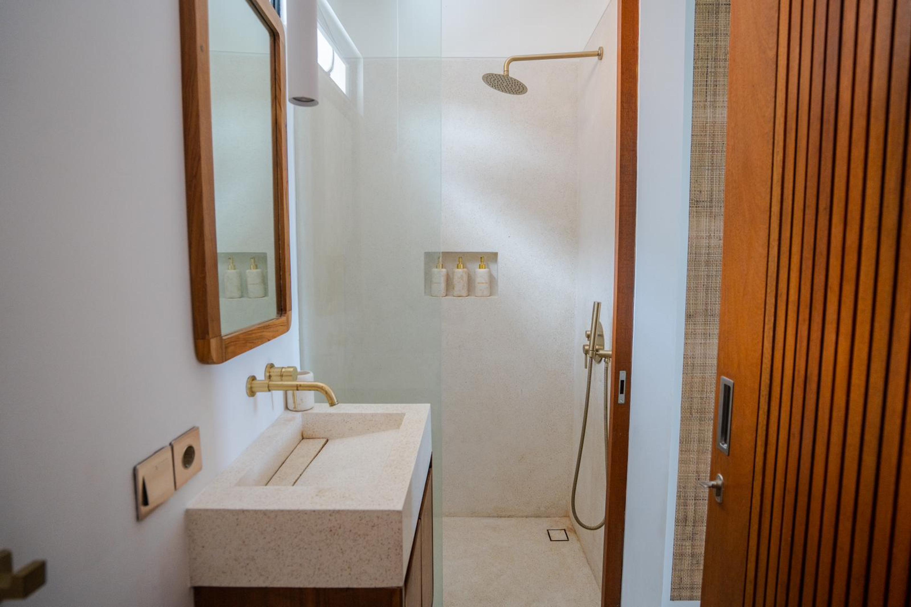 Sore Pererenan apartment in Pererenan, Canggu, Bali — thumbnail 2