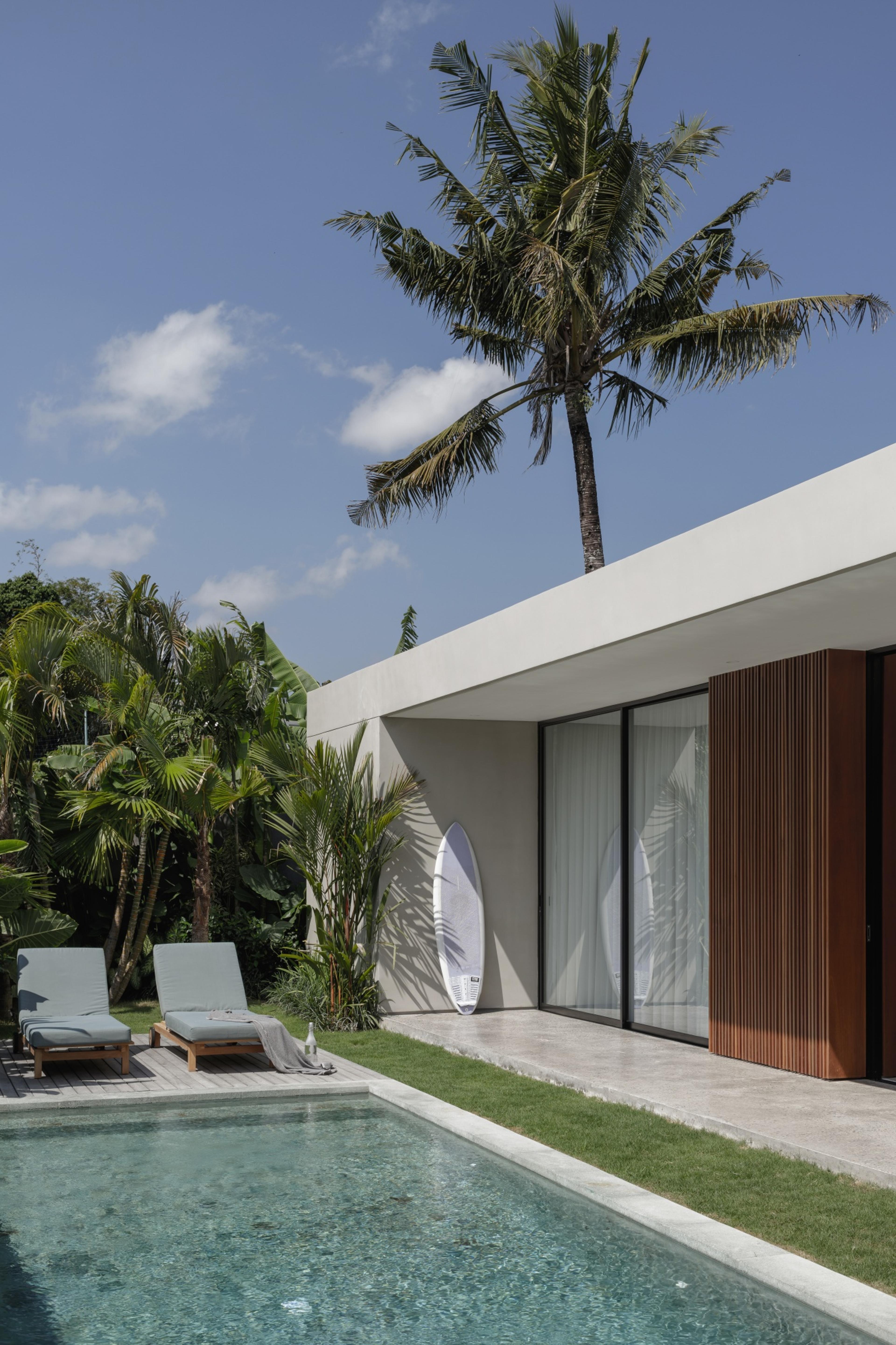 Nova by OXO villa in Batu Bolong, Canggu, Bali — thumbnail 4