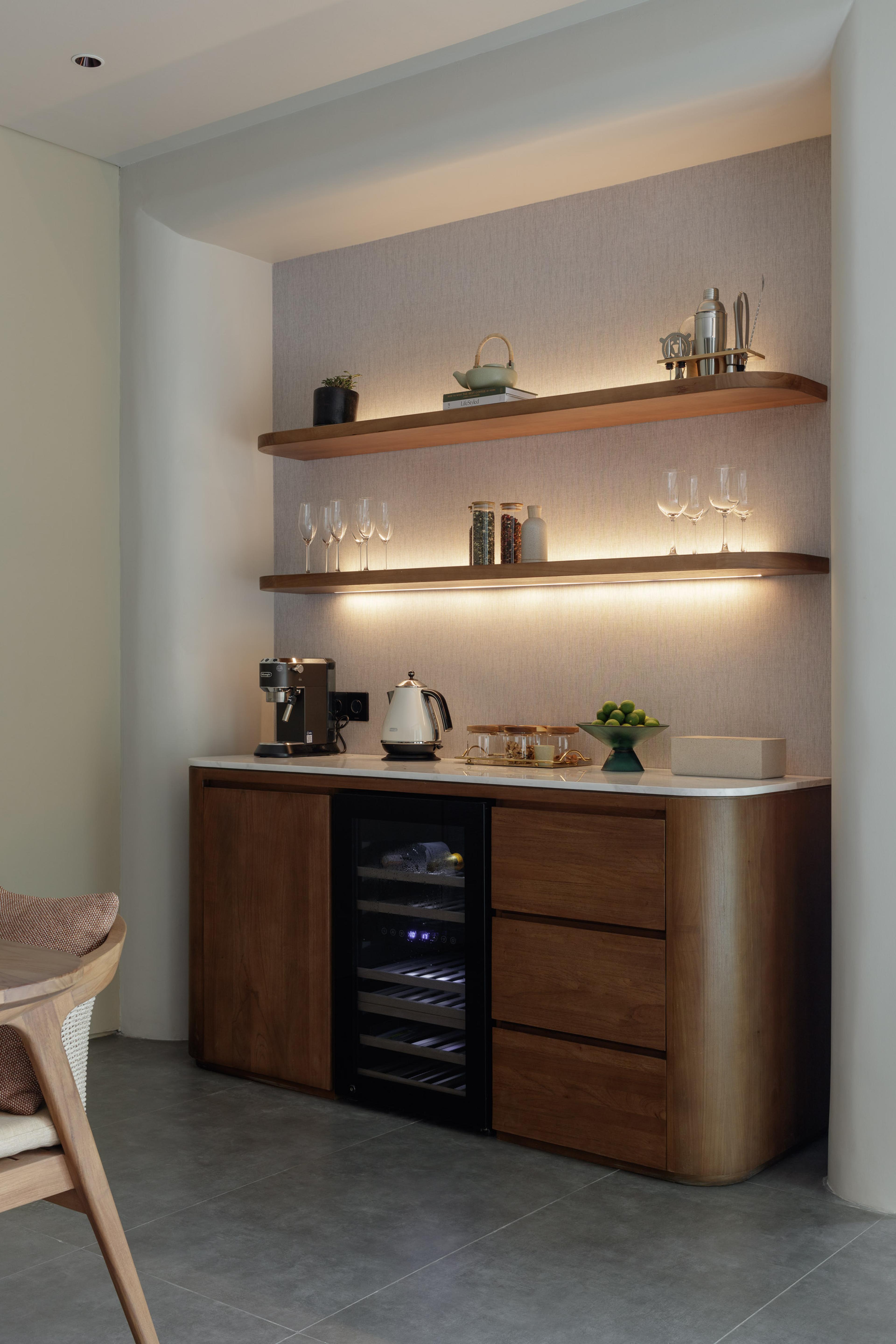 The Bank by OXO property in Pererenan, Canggu, Bali — thumbnail 3