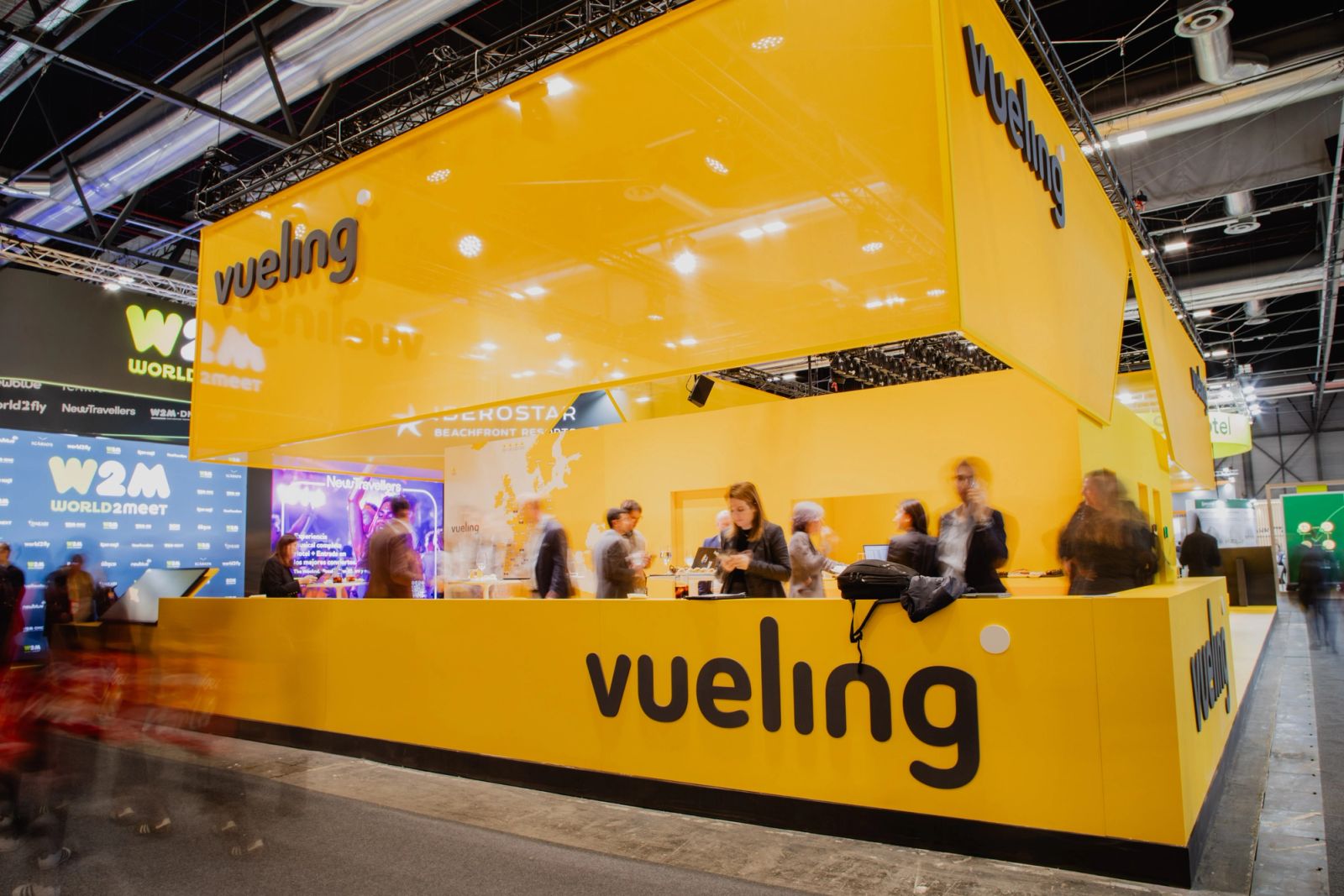 Vueling - Stand FITUR y MWC — imagen 9
