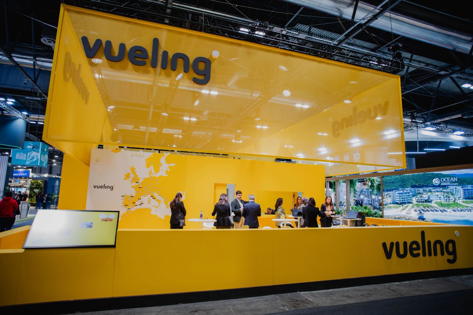Vueling - Stand FITUR y MWC — imagen 8