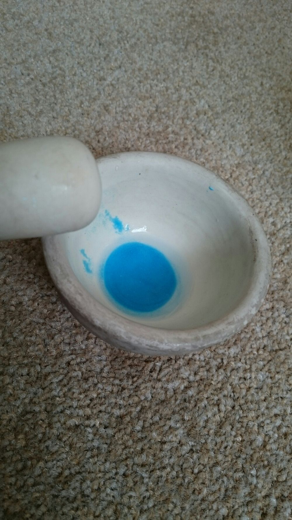 Enamel powder in mortar