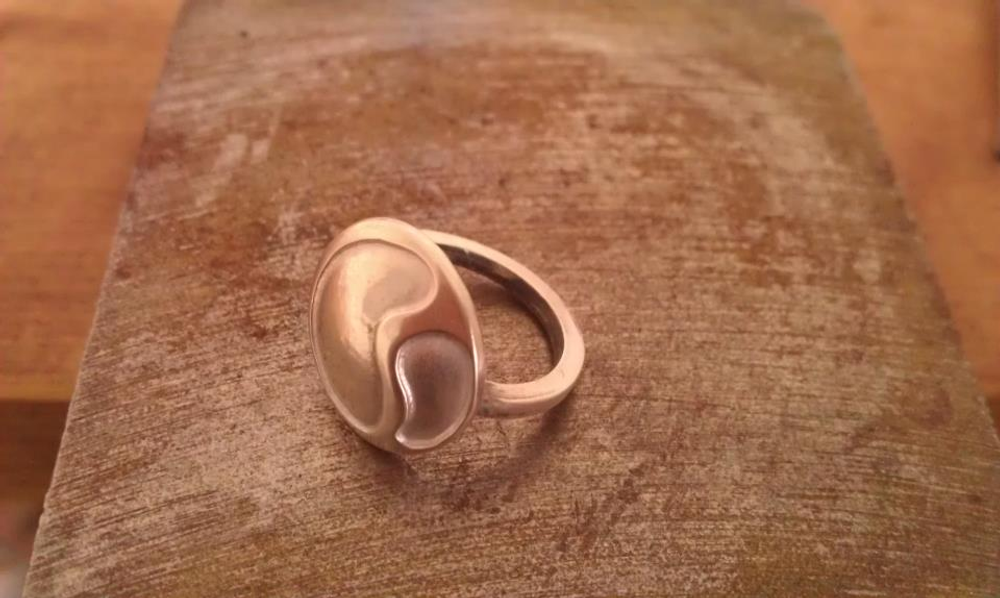 Plain sterling silver ring ready to be enamelled