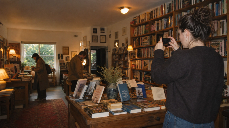 Bookstore Visual Marketing: How to Capture Cozy, Aesthetic Store Photos with AI