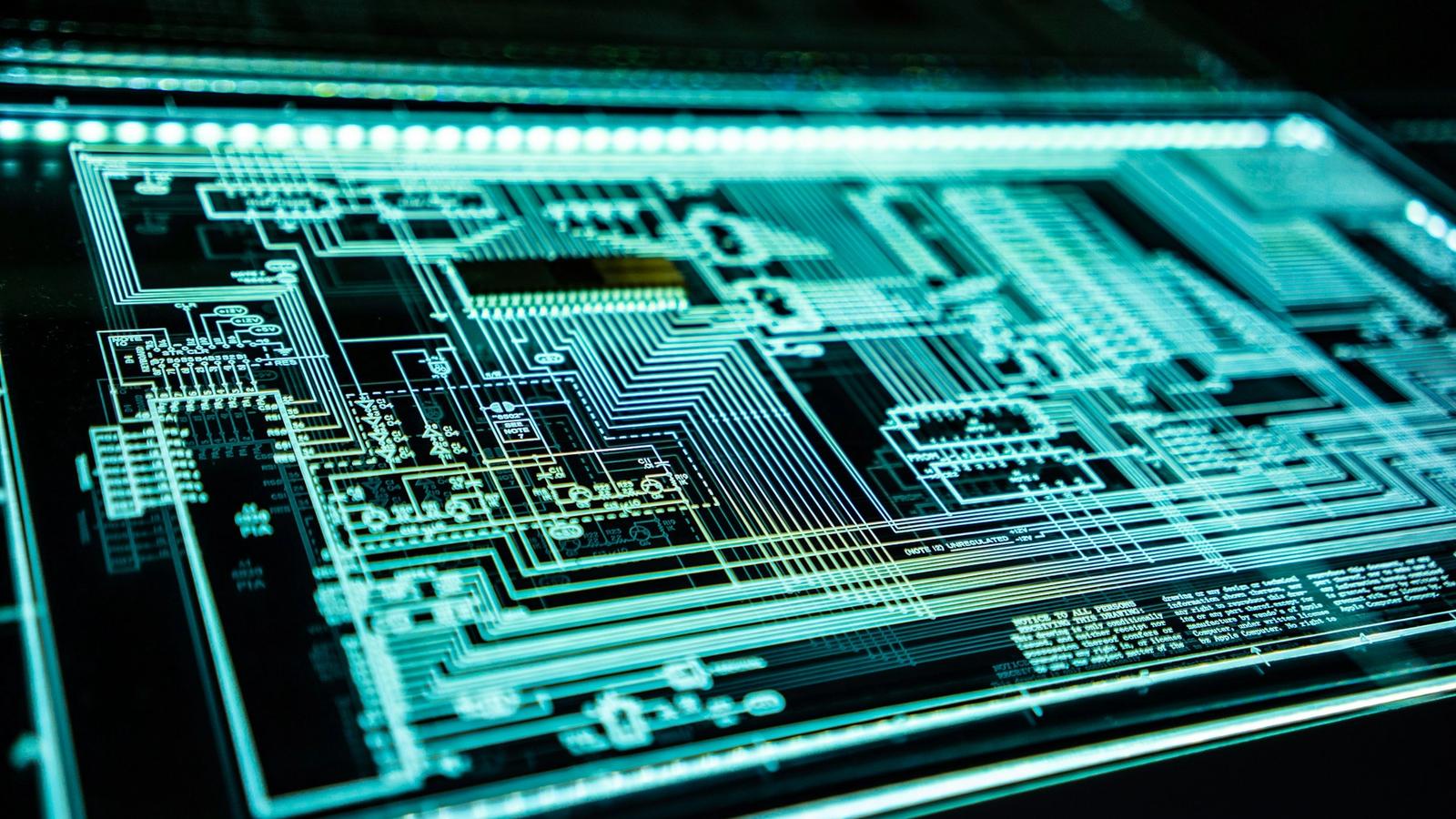 Positioning Decision Intelligence for High-Stakes Markets