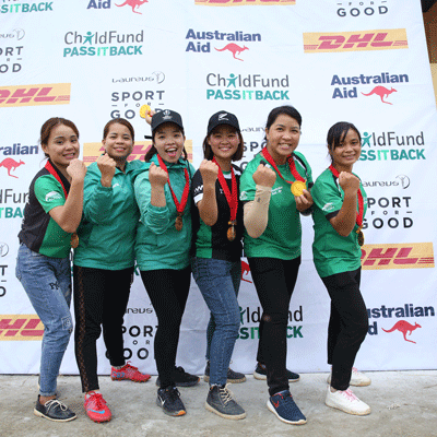 Huyen with her rugby team.