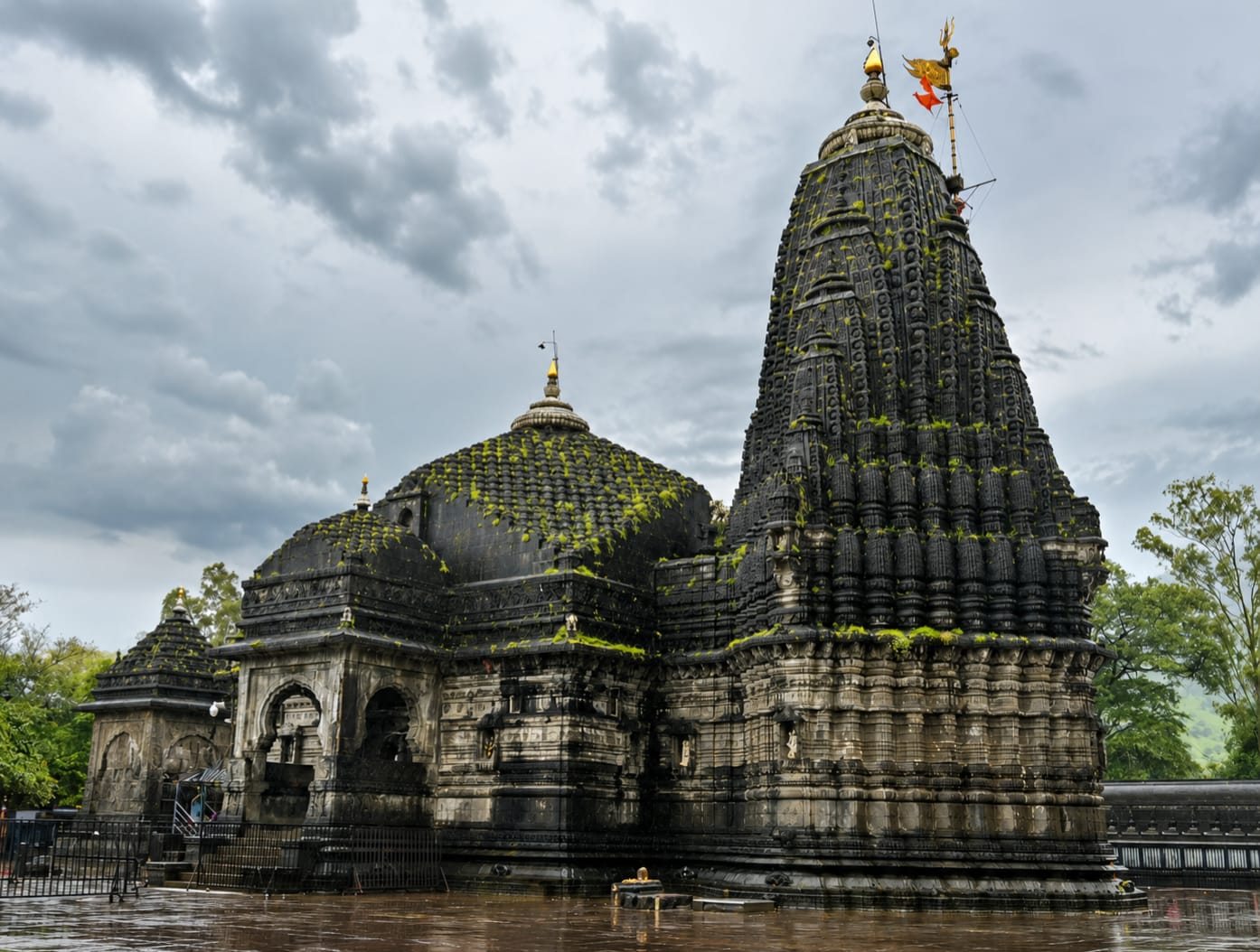 The Three-Faced Jyotirlinga: What Makes Trimbakeshwar Different From the Other 11
