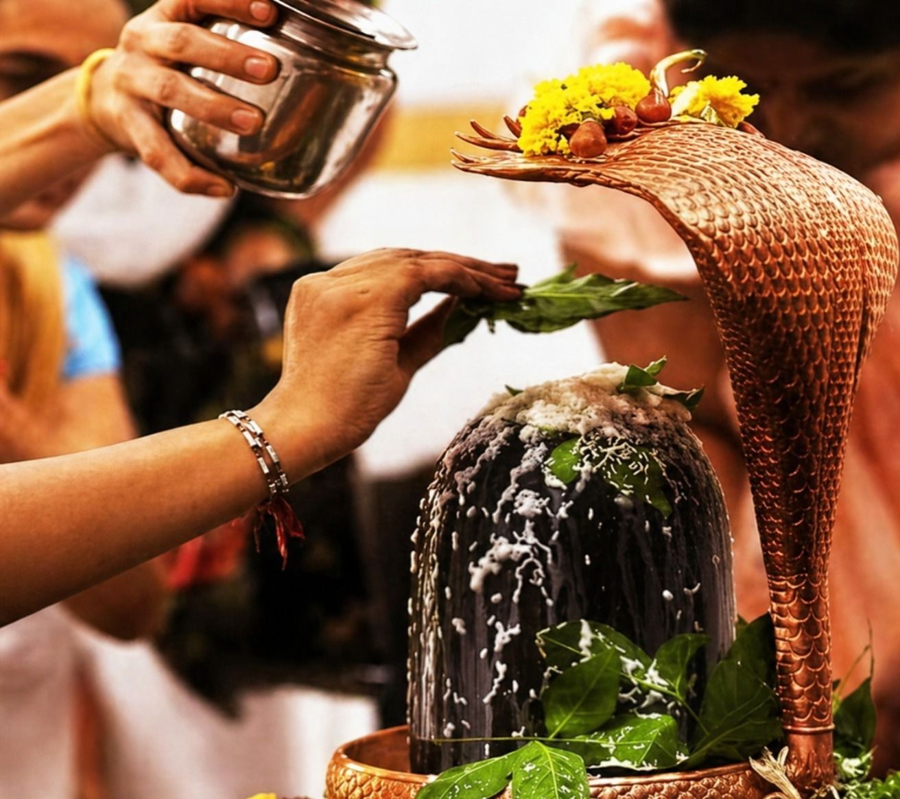 When Should Rudrabhishek Be Performed For Best Results? 