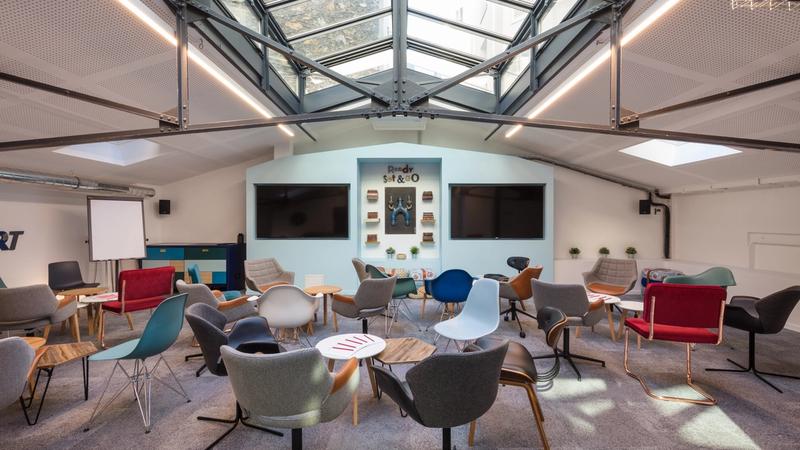 Zaal Comet Ternes