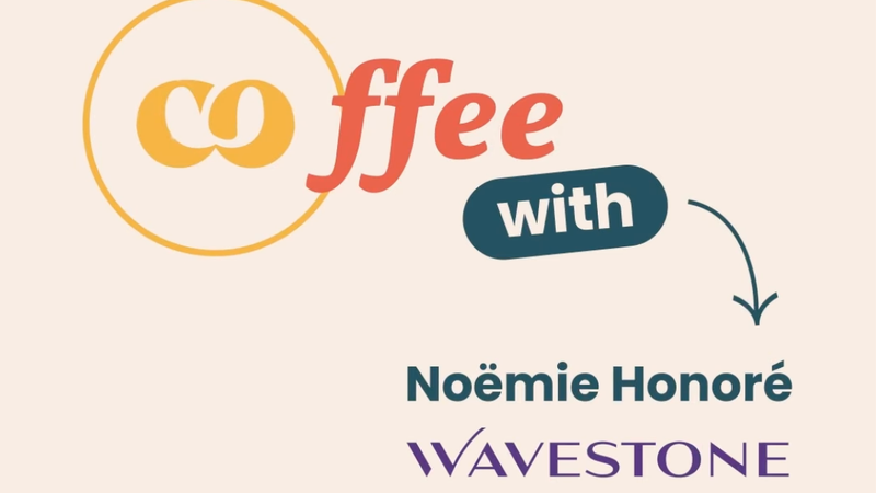 Noëmie Honoré, Associate Partner chez Wavestone, en interview sur la réunion interne organisée chez Comet Louise