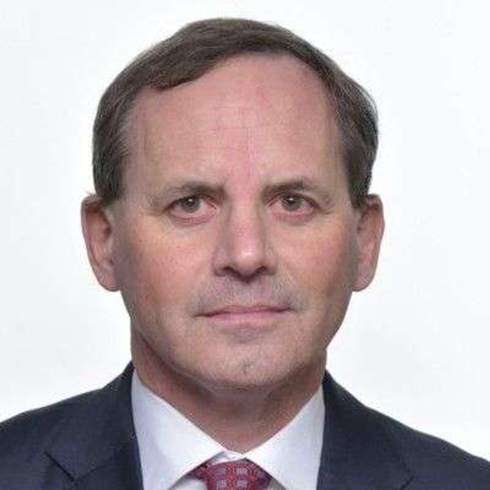 Headshot of Techstars mentor Geoffrey Nicholson.