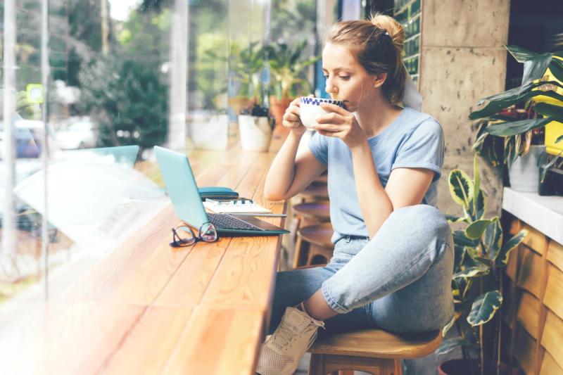 Woman working using Google Calendar Hacks