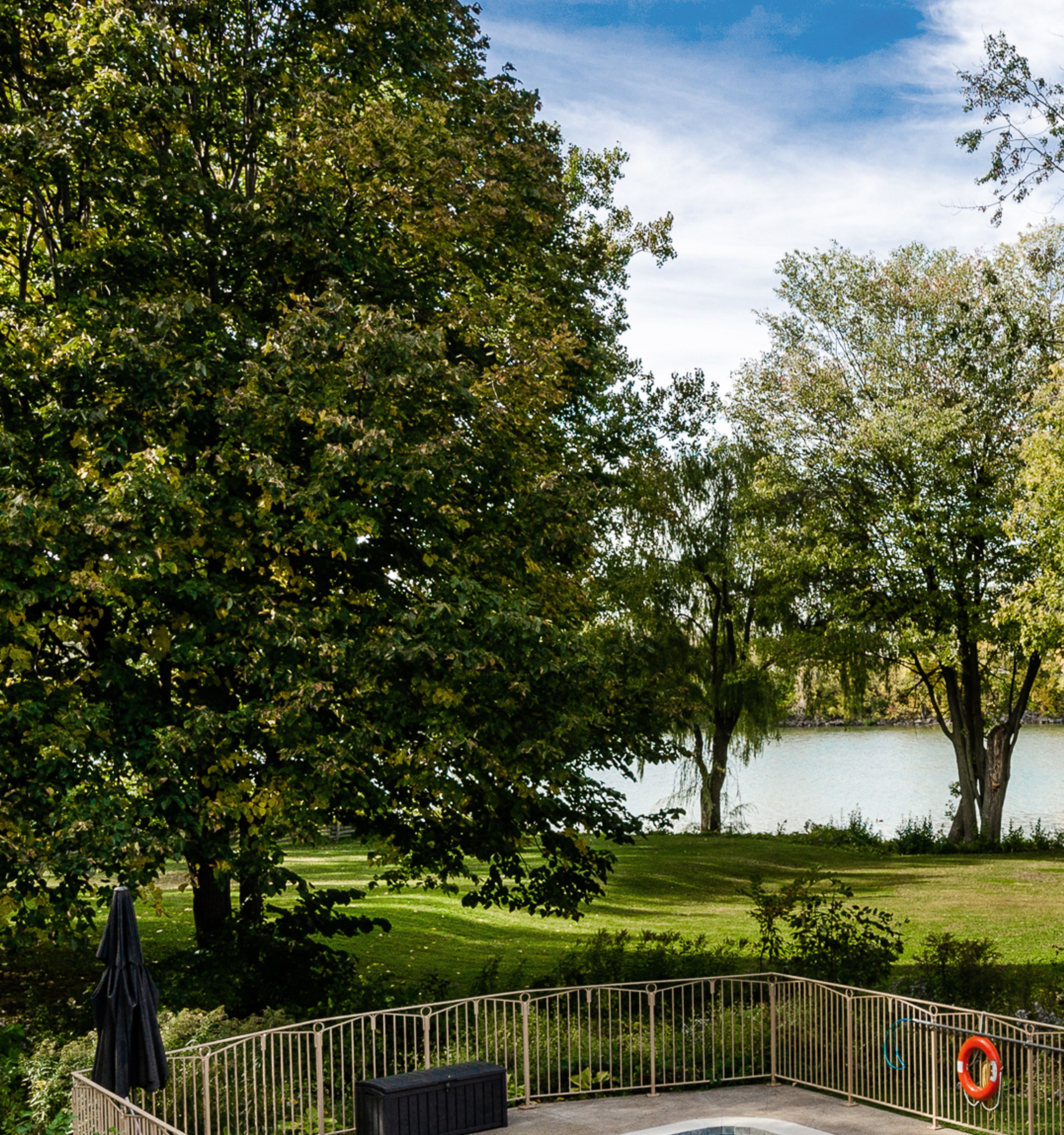 Manoir Rouville-Campbell grounds