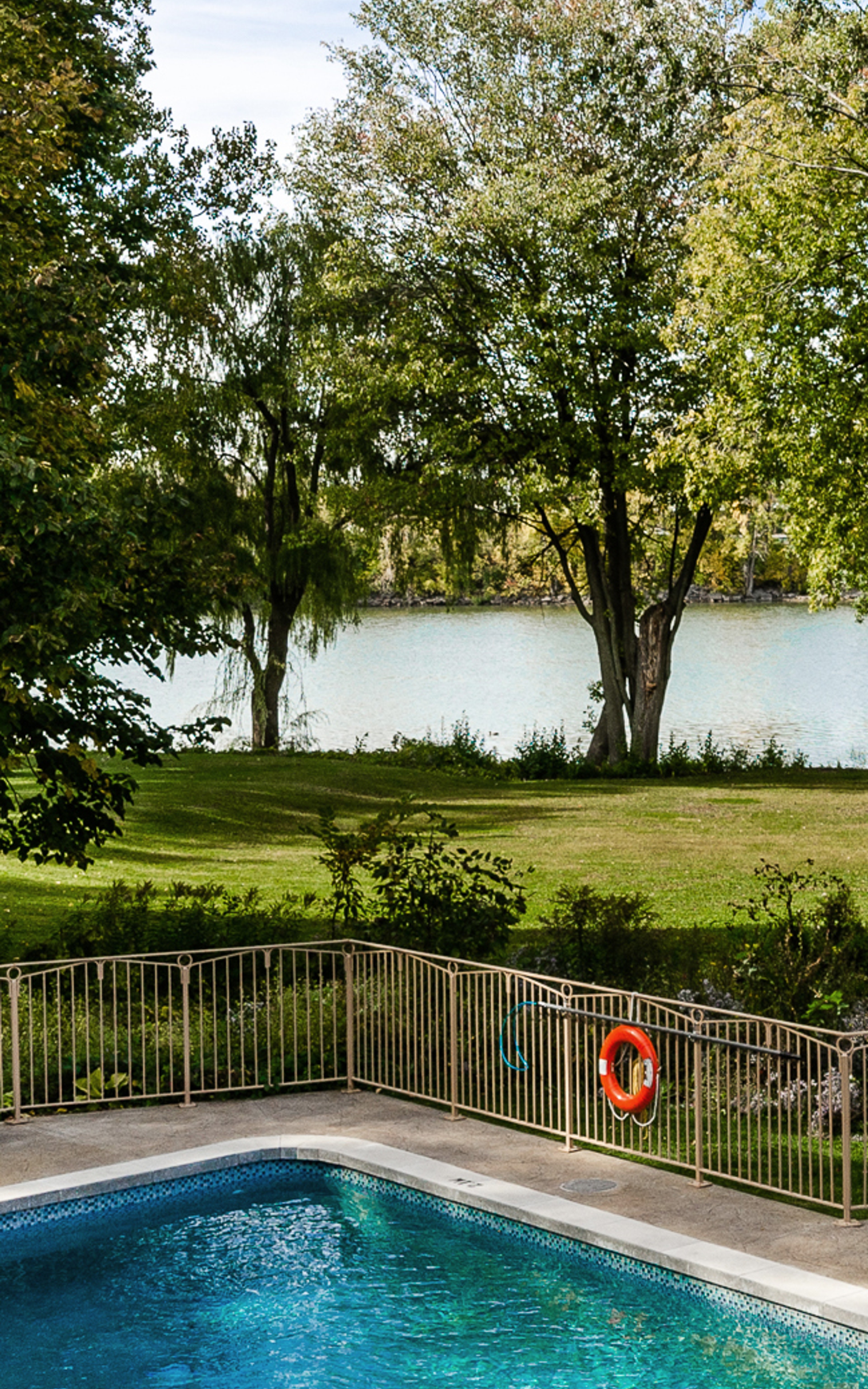 Manoir Rouville-Campbell grounds