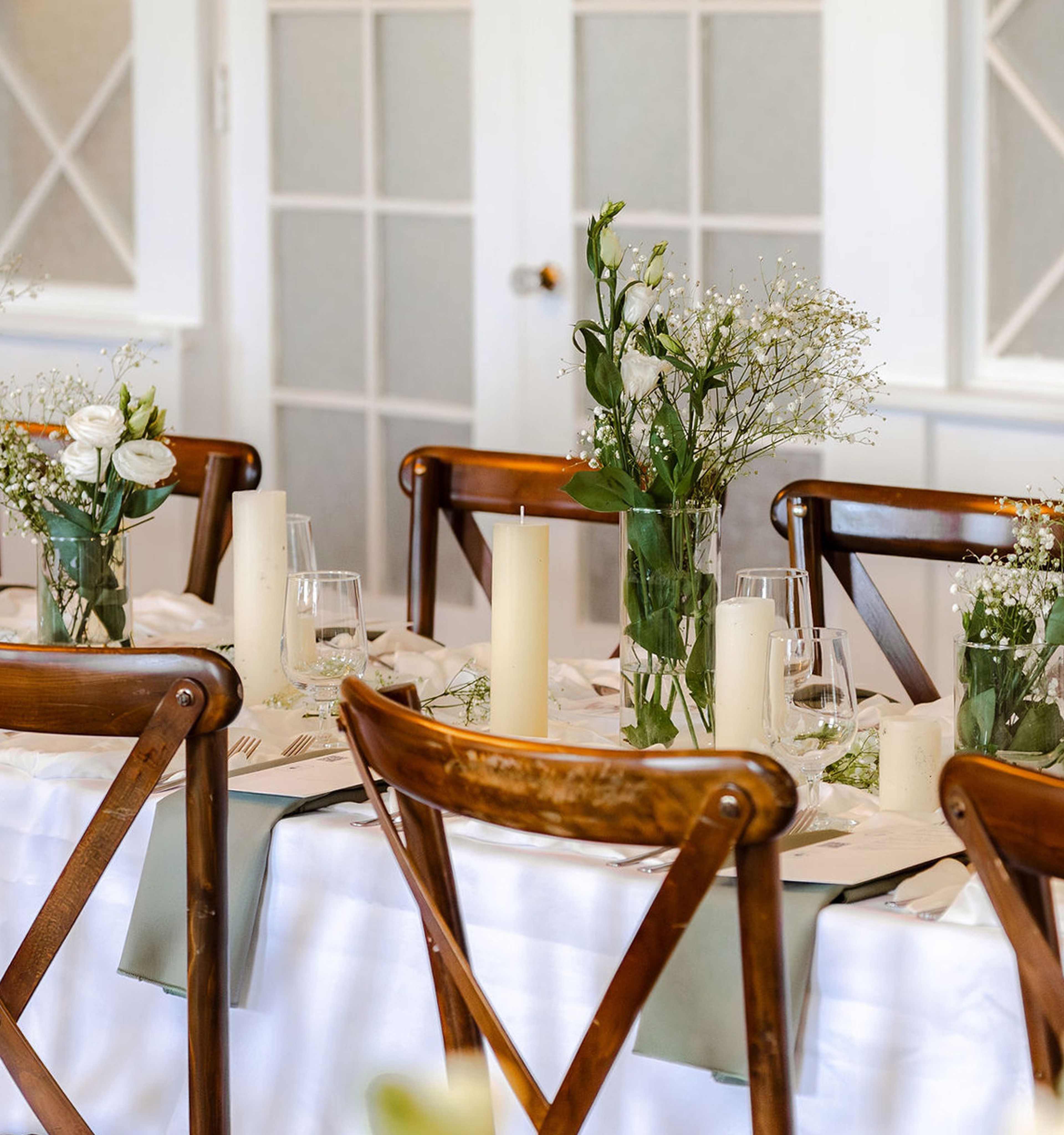 Couple inside Manoir Davis