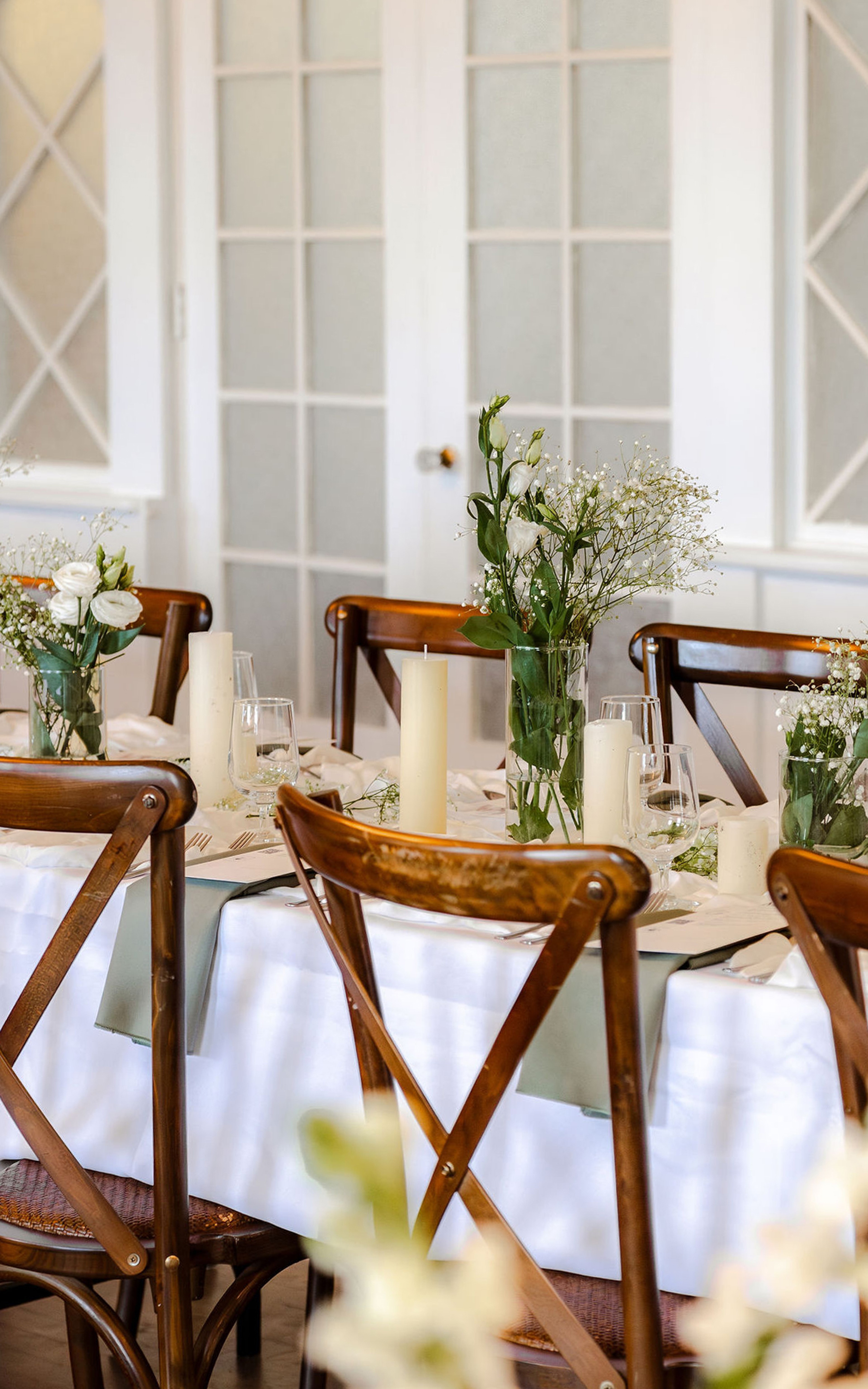Couple inside Manoir Davis