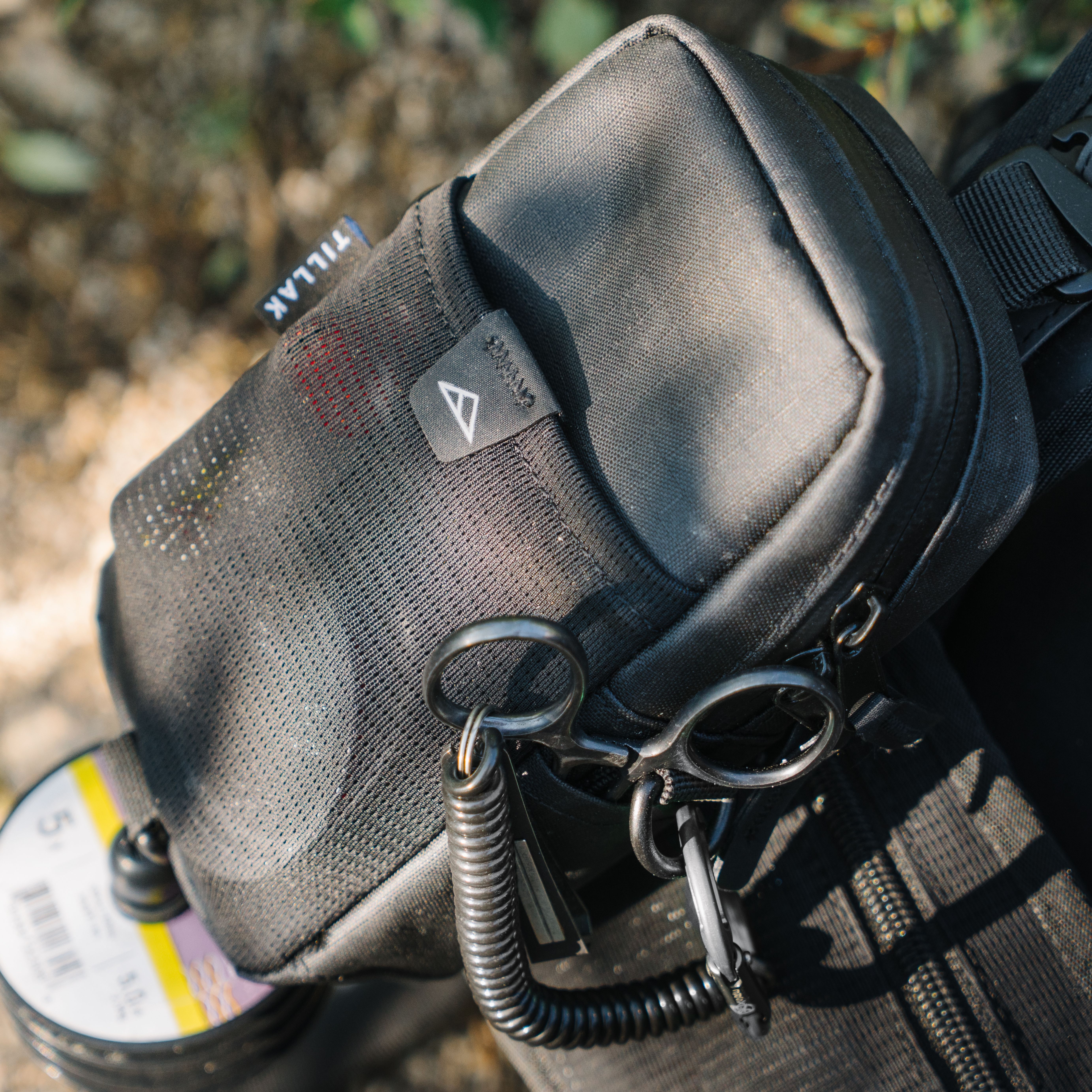 Tillak Siletz Shoulder Pouch