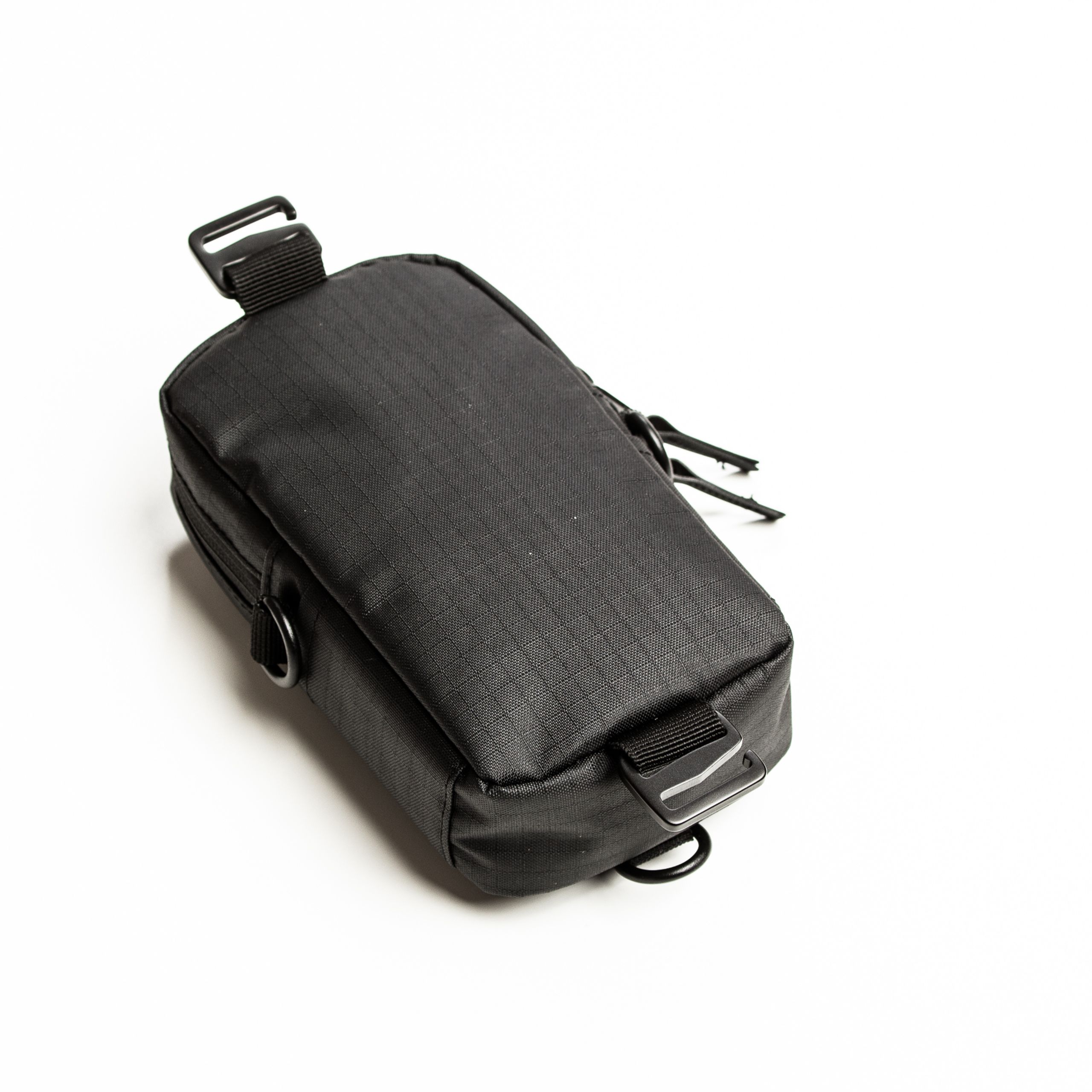 Tillak Siletz Shoulder Pouch