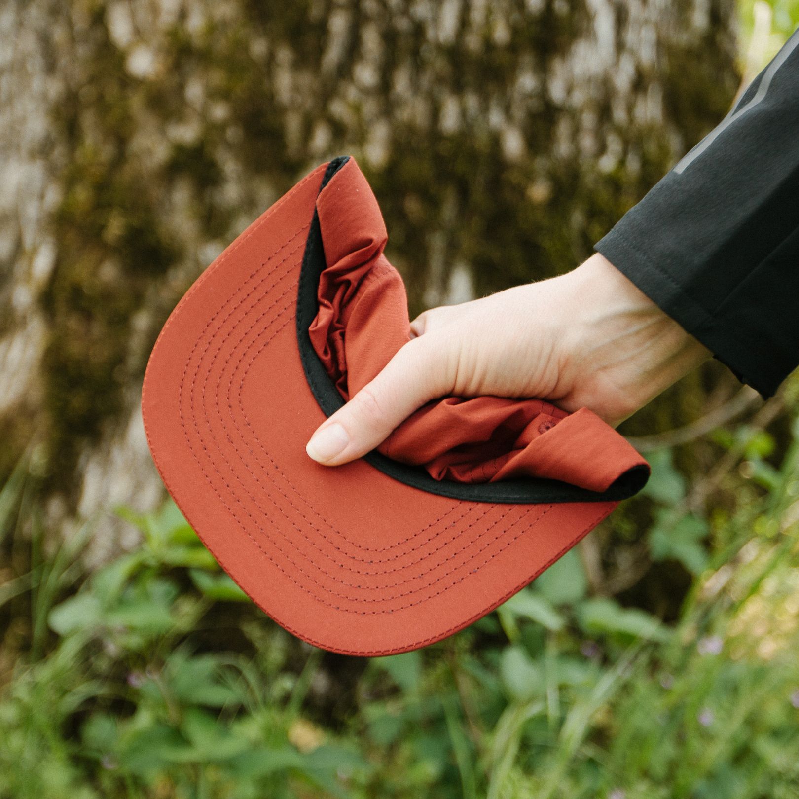 The American Outdoorsman Mens Trucker Hat, Perfect for Baseball, Hunting,  Fishing, Hiking Providing Sun Protection (Orange) 