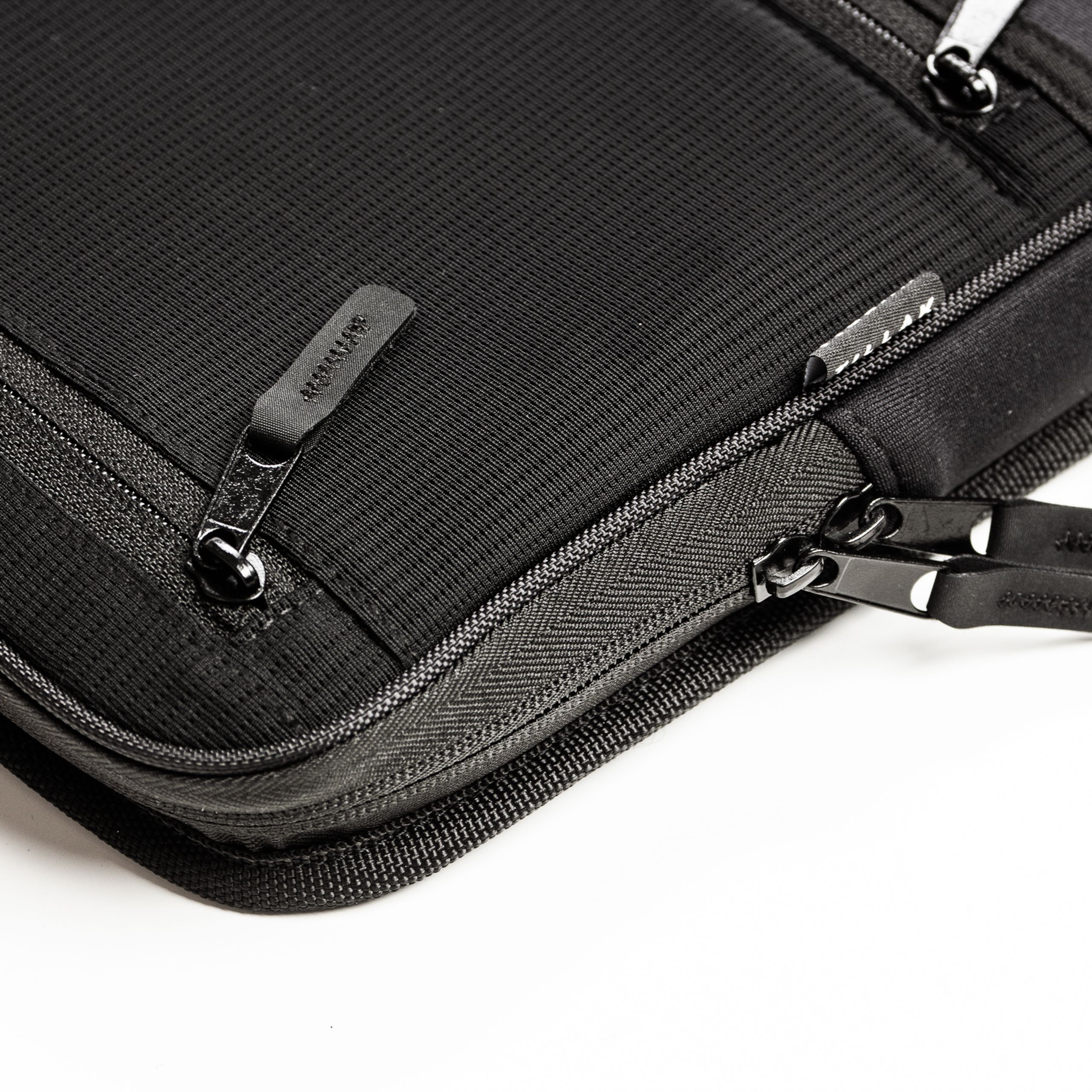 Tillak Siletz Laptop Sleeve