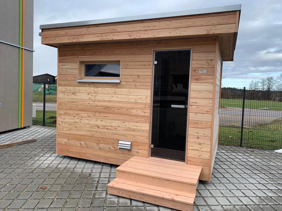 Saunamodul Auhausen — Freistehende Gartensauna, Holzfassade, kompakt