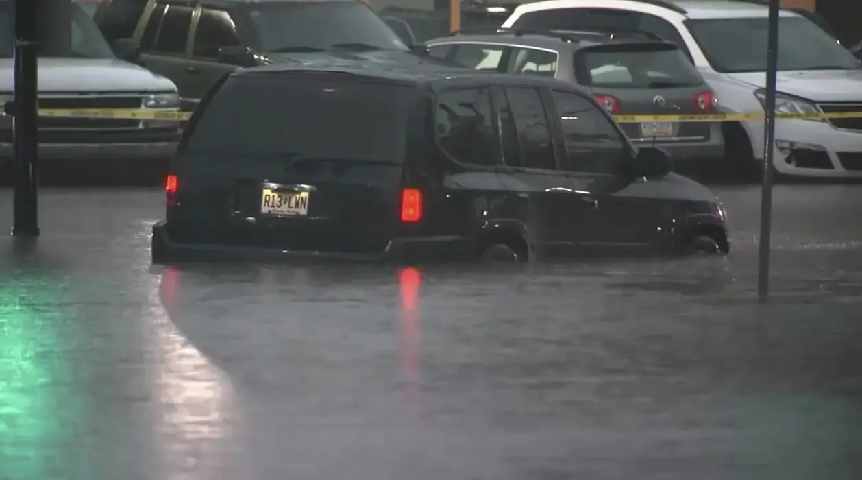 Banjir di New Jersey AS Tewaskan 2 Orang, Gubernur Umumkan Keadaan Darurat