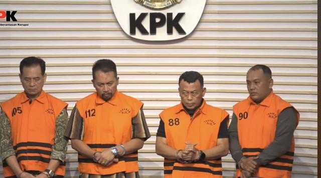 Usut Kasus Eks Bupati Ponorogo, KPK Sita Dokumen hingga Senjata Api di Surabaya