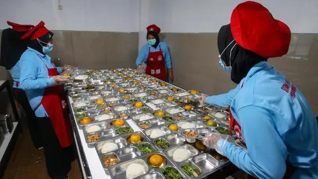Komisi IX DPR Kritik Wadah MBG Pakai Produk China, Kepala BGN Janji Cari Pemasok Lokal
