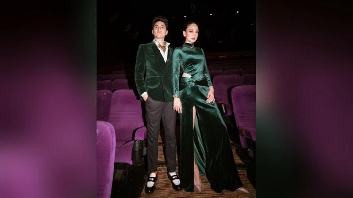 Beda Pesona Mahal Luna Maya Kenakan Busana Velvet, Cara Effortless untuk Tampil Mewah