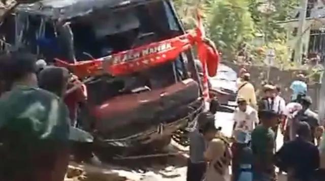 Rem Blong Diduga Jadi Penyebab Kecelakaan Bus yang Tewaskan 8 Orang di Bromo