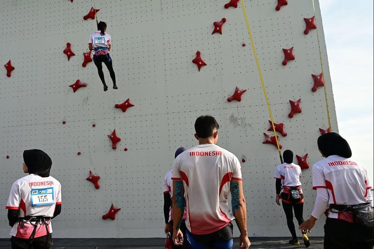 Kejuaran Dunia Panjat Tebing IFSC 2025: Indonesia Rebut 2 Medali di Kandang Sendiri