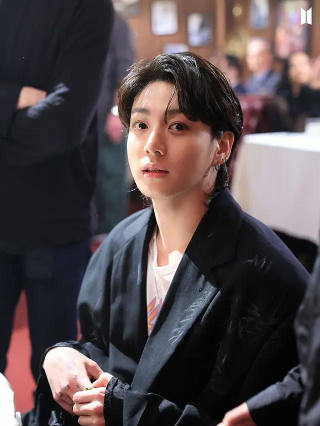 Jungkook BTS Buka Instagram Baru Usai Wamil, Followers-nya Langsung Tembus 1 Juta