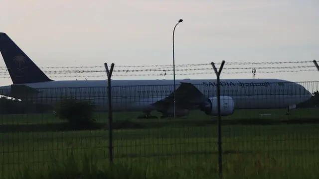 Saudi Airlines yang Mendarat Darurat di Bandara Kualanamu Dinyatakan Aman dari Ancaman Bom