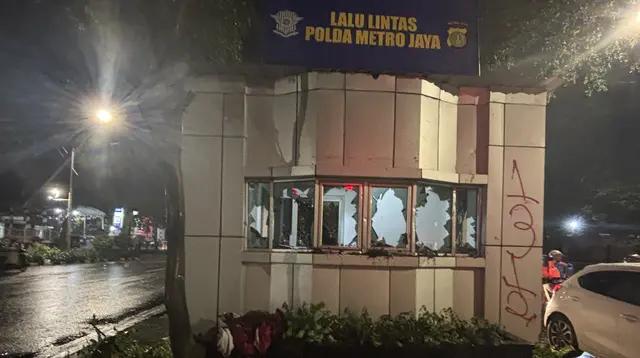 Demo DPR 25 Agustus, Pos Polisi Jadi Saksi Bisu Amukan Massa