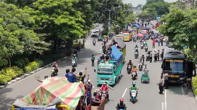 Demo Sopir Truk di Kemenhub dan DPR, Ratusan Personel Polisi Disiagakan