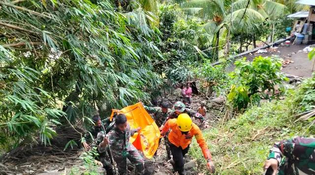 Banjir Bandang NTT: Jenazah Balita 13 Bulan Ditemukan, Total Korban Tewas 5 Orang
