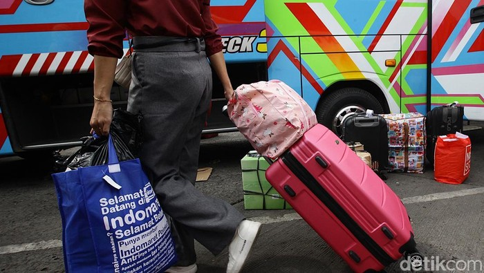 "2.800 Pemudik Berangkat dari Terminal Kalideres H-5 Lebaran 2025"