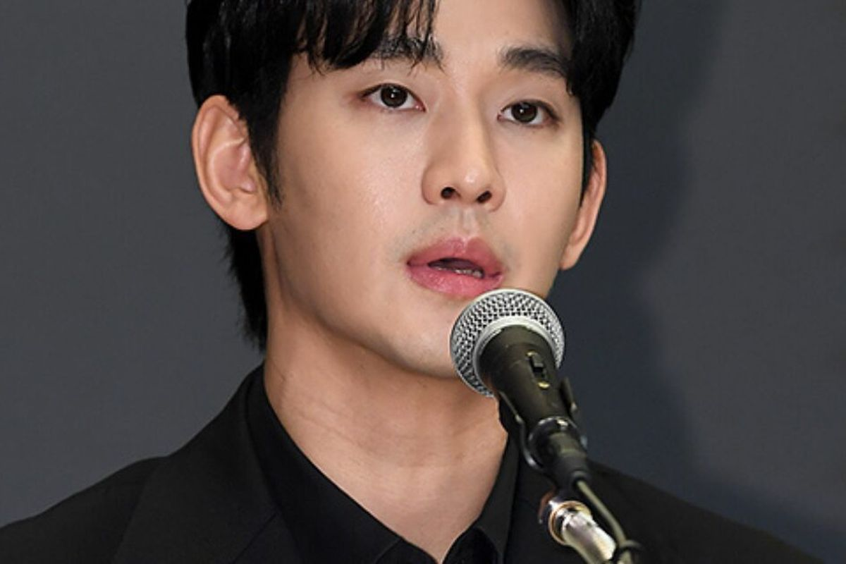 Digugat Soal Iklan, Kim Soo Hyun Jual Rumah Mewah di Seoul