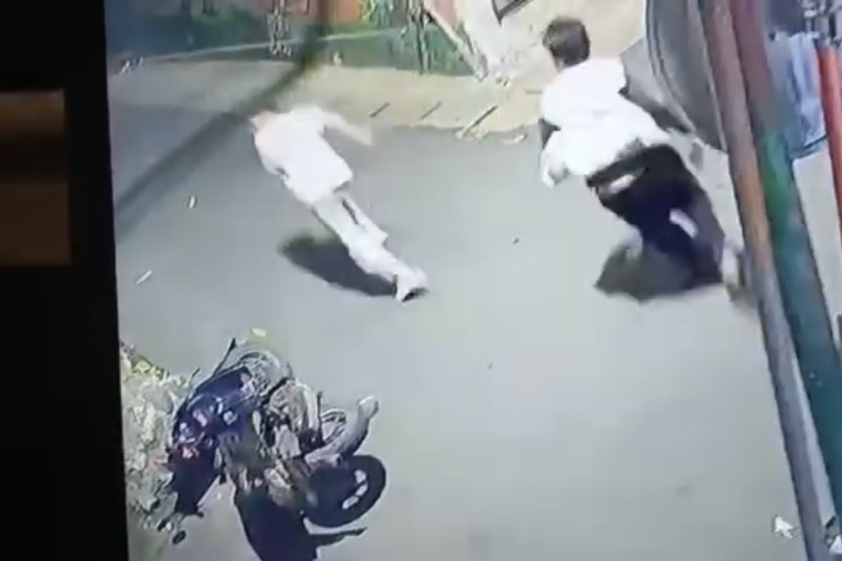 Remaja Dibacok saat Tawuran di Kebayoran Baru