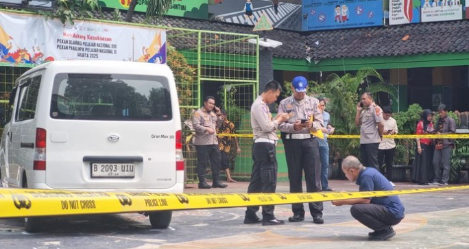 Sopir mobil MBG mengaku salah injak pedal hingga menabrak siswa dan guru di SD Jakarta Utara
