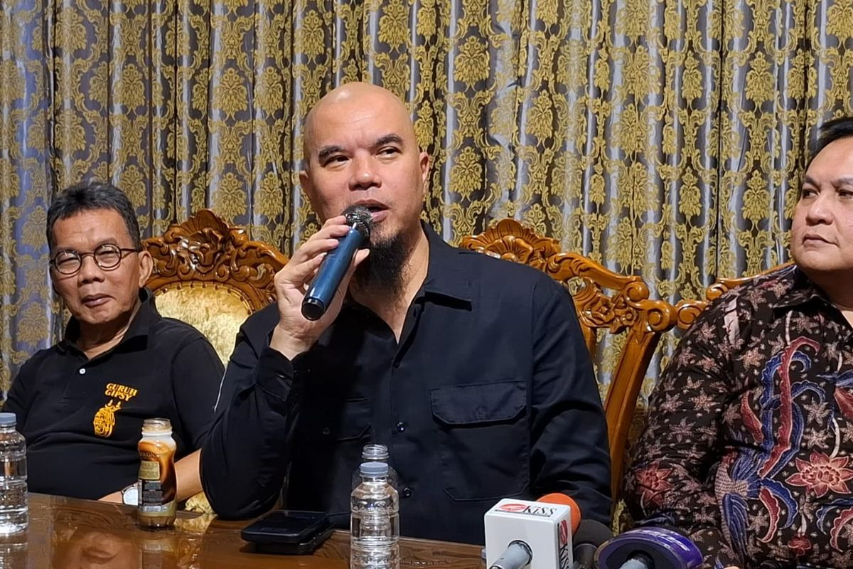 "Ahmad Dhani dan Piyu Menanggapi Tudingan Agnez Mo soal Keserakahan"