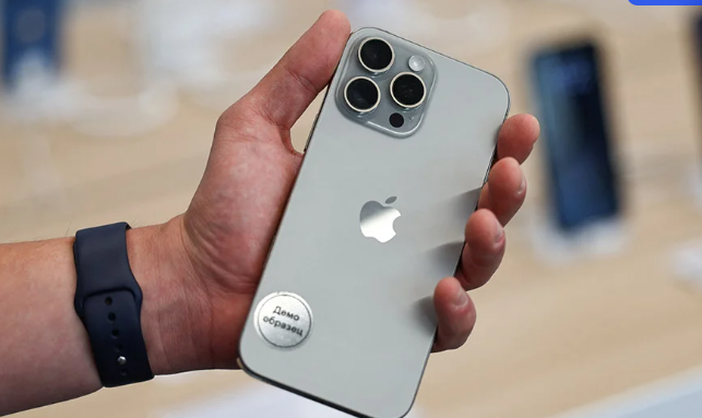 iPhone 16