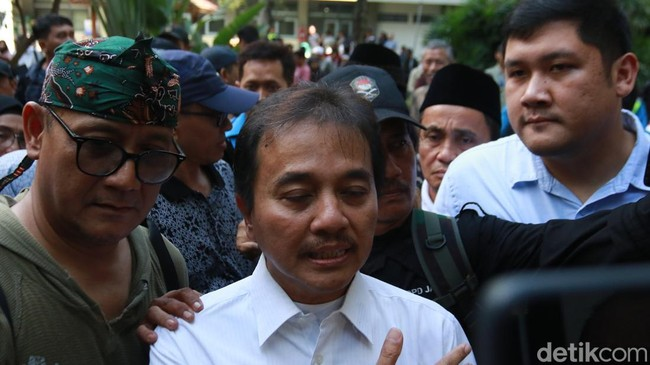 Roy Suryo Kena Laporan Polisi karena Isu Ijazah Jokowi