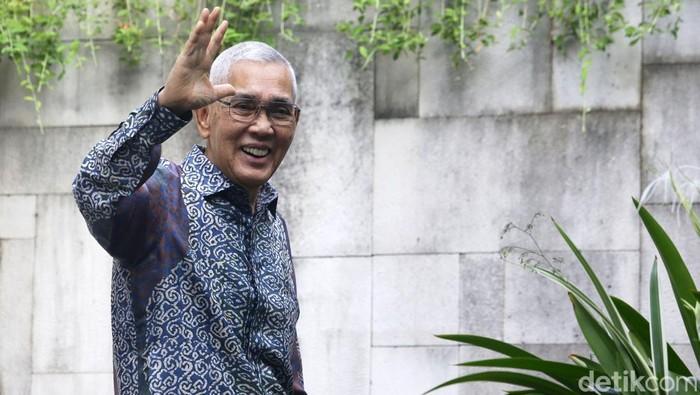 Jejak Pengabdian Try Sutrisno: Dari Pimpinan ABRI hingga Kursi Wakil Presiden RI