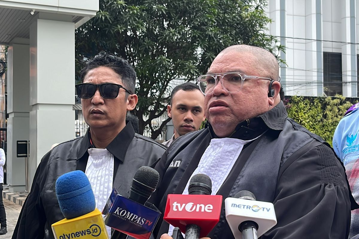 Kontroversi Injak Meja Pengadilan: Razman dan Firdaus Berusaha Dapatkan Dukungan Publik"