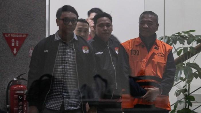 KPK Ungkap Bupati Gatut Paksa Bawahan Teken Dua “Surat Sakti”, HP Disita Saat Pertemuan