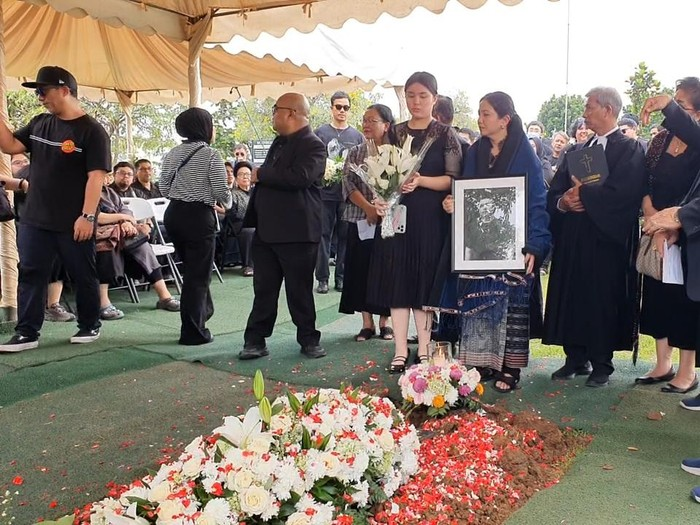 Momen Terakhir Ricky Siahaan dan Seringai di Taman