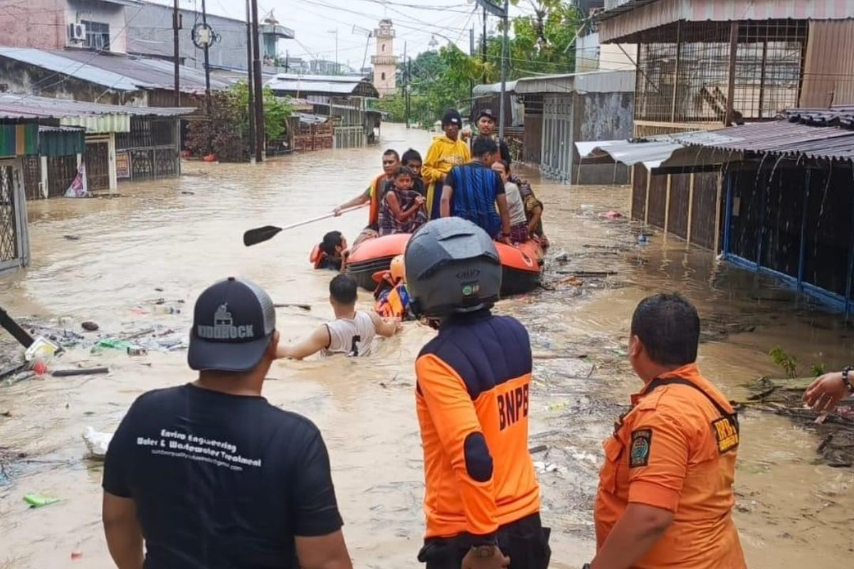 Medan Banjir Besar: 10 Kecamatan Terendam Akibat Luapan 3 Sungai
