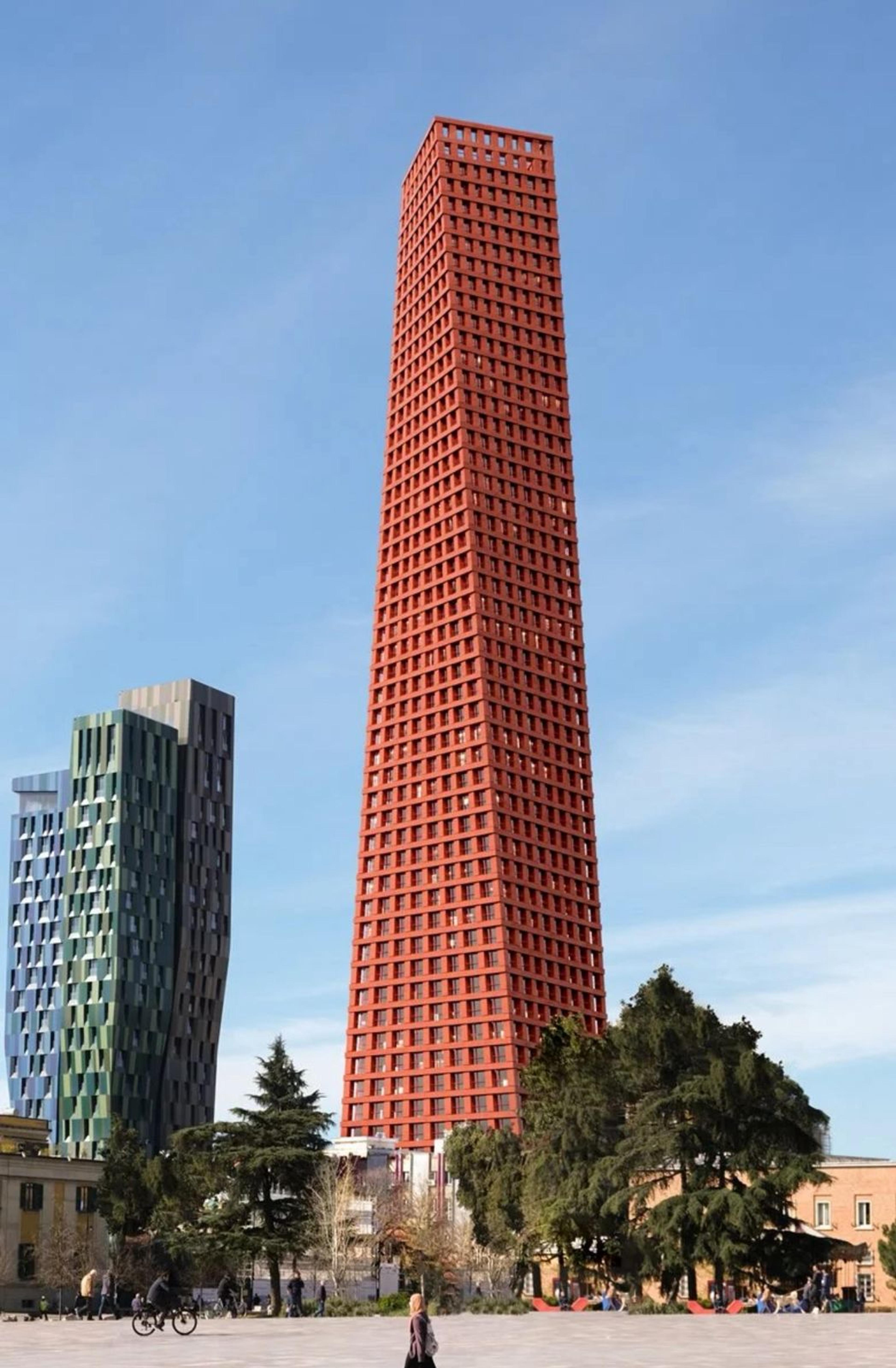 Arranha-céus modernos em Tirana - apartamentos de luxo em edifícios altos no centro da capital da Albânia, imóveis premium 2025